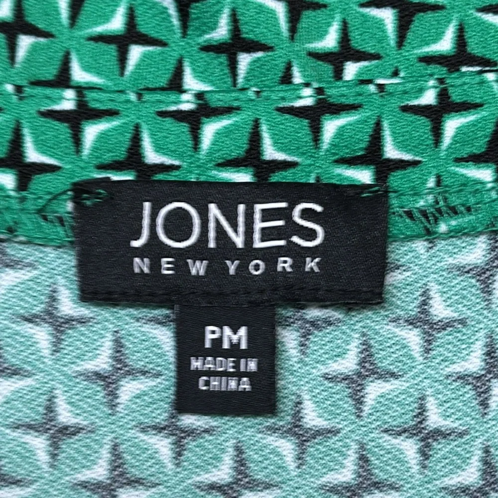 Jones New York 3/4 Sleeve Blouse. PM. NWT - Picture 7 of 10